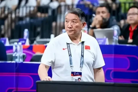 女篮小组赛狂胜134分 宫鲁鸣点醒全队